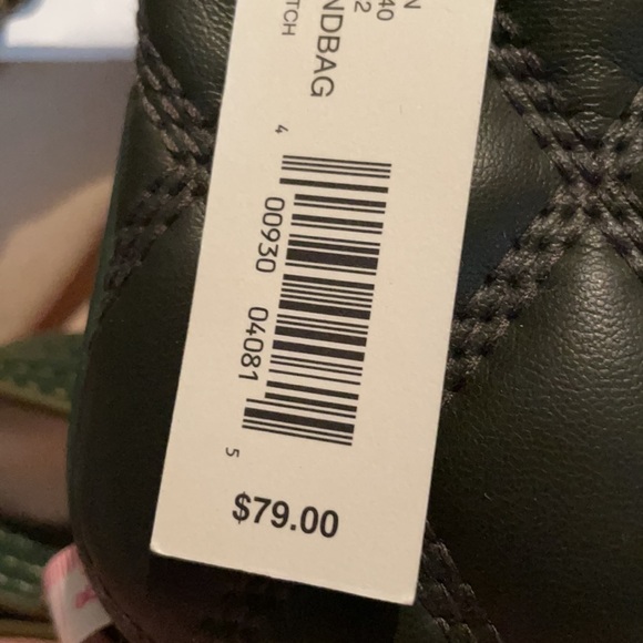 SOLD Vera Wang handbag - Picture 8 of 8